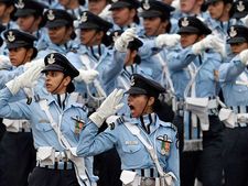 #Womens day: आधी-आबादी को क्यों न मिले पूरी आजादी?