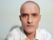  कुलभूषण जाधव को जल्द फांसी के लिए पाक ने SC में की अपील