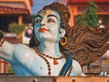 Mahashivratri 2018: देशभर में महाशिवरात्रि की धूम, प्रियजनों को इन मैसेज से दें शुभकामनाएं
