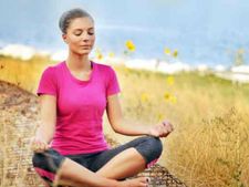 World Meditation Day: ध्यान को सरल बनाने के लिये 6 सरल चरण