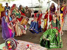 Hariyali teej 2018: सलामत रहे पिया, इसलिए रखा जाता है 'हरियाली तीज' का व्रत 