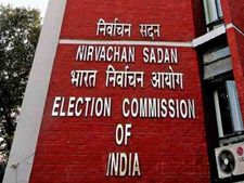 लोकसभा चुनाव 2019: अंतिम समय में घोषणापत्र ही नहीं दल-बदल रोकना भी जरूरी