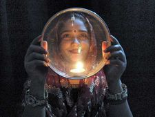 Karwa or karva Chauth 2018: जानिए छलनी से क्यों देखते हैं चांद? 