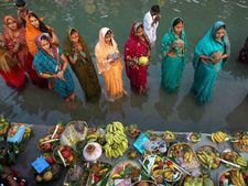 Chhath Puja 2018: आज दिया जाएगा सूर्य देवता को पहला अर्घ्‍य, जानिए क्या है समय 