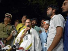 पश्चिम बंगाल में हिंसा-प्रतिहिंसा, ईश्वरचंद्र विद्यासागर और चुनाव आयोग