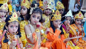 पुत्र की दीर्घ आयु के लिए महिलाएं करती हैं बछबारस व्रत