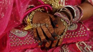 पाकिस्‍तान: शादी के 24 घंटों के अंदर बेडरूम में मिली दुल्‍हन की लाश, ईसाई समुदाय के उत्‍पीड़न का नया मामला