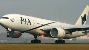 कराची क्रैश: जिंदा बचे एक यात्री ने बताई आंखों देखी, कुछ सेकेंड्स के लिए लैंड कर गया था प्‍लेन