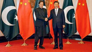 भारत के साथ LAC पर जारी टकराव के बीच पाकिस्‍तान को चीन से मिलेंगे 4 ड्रोन 