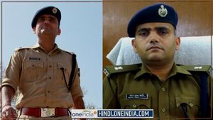 नीरज कुमार जादौन : पिता की हत्या होने के बाद 22 लाख की नौकरी छोड़ बेटा बना IPS, अब ट्वीट वायरल