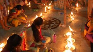 Kartik Purnima 2020: जानिए कार्तिक पूर्णिमा के दिन क्या करें और क्या ना करें