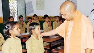 यूपी: परिषदीय विद्यालयों के कायाकल्प के बाद अब छात्रों की प्रतिभा निखारने के लिए योगी सरकार ने बनाई यह योजना