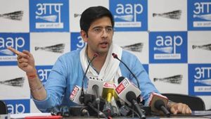 आम आदमी पार्टी के विधायक राघव चड्ढा ने पेश किया अपना रिपोर्ट कार्ड, गिनाई अपनी उपलब्धियां