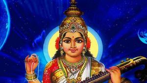  Basant Panchami 2021: कौन हैं ज्ञान, शक्ति और कला की देवी मां सरस्वती? 