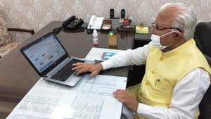 हरियाणा: CM विंडो में आई शिकायतों पर सरकार का बड़ा एक्शन, कई अधिकारियों पर गिरी गाज
