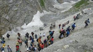 कोविड के मामलों में तेजी के कारण अमरनाथ यात्रा का पंजीकरण अस्थाई रूप से बंद