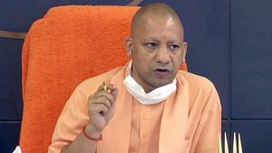 योगी सरकार मदरसा छात्रों को दे रही आधुनिक शिक्षा की सौगात, IIM और IIT के दिग्गज देंगे शिक्षकों को ट्रेनिंग