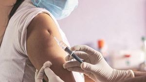 छत्तीसगढ़ का रेंगानार बना 100 प्रतिशत वैक्शीनेशन वाला पहला गांव, टीम ने सबको समझाया