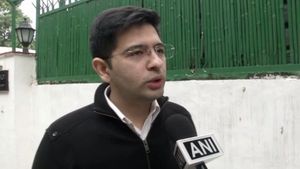 पीएम मोदी के लिए संपत्ति की तरह है राहुल  गांधी, कांग्रेस खत्म हो चुकी है- AAP नेता राघव चड्ढा