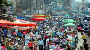 World Population: बढती जनसंख्या संकट है या समाधान? 