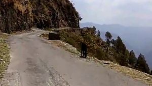 300 करोड़ रुपए की लागत से उत्तराखंड में सुधरेगी सड़कों की हालत