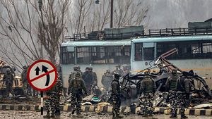 पुलवामा हमले की जांच कर रहे NIA आधिकारी ने रिम्बर्समेंट के लिए डाला 2 लाख का फर्जी बिल? जानिए क्‍या है सच