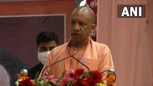 जिन्होंने 55 वर्षों तक देश में शासन किया, उनका स्वास्थ्य इंफ्रास्ट्रक्चर पर कभी ध्यान नहीं रहा: सीएम योगी