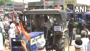 हरियाणा के जींद में किसानों ने ट्रैक्टर से निकाली तिरंगा यात्रा, महिलाओं ने किया नेतृत्व