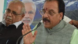 रक्षा संस्थानों का नहीं होगा निजीकरण, न किसी की जाएगी नौकरी: अजय भट्ट