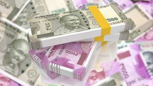 Fact check: 12,500 रुपये दें और रिटर्न में पाएं 4.62 करोड़ रुपये! जाने वायरल मैसेज का सच