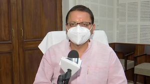 विद्यार्थी कोरोना की चपेट में, उत्तराखंड सरकार ने स्कूलों में कोविड गाइडलाइन पालन कराने के ​निर्देश दिए