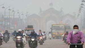 जहरीली दमघोंटू आबोहवा से स्थाई राहत कब?