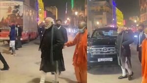 फैक्ट चेक: वाराणसी में पीएम के सामने लगे 'हाय हाय मोदी' के नारे? जानें सच