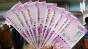 Fact check: क्या इनकम टैक्स विभाग चला रहा कोई लकी ड्रा स्कीम, जानें सच?