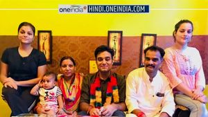 Himanshu Gupta : जनरल स्टोर संचालक का बेटा पहले IPS फिर IAS बना, कभी ठेले पर बेचते थे चाय