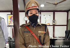 ओलंपिक सिल्वर मेडलिस्ट वेटलिफ्टर मीराबाई चानू बनीं मणिपुर पुलिस में ASP