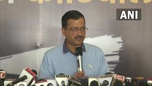 केजरीवाल ने उत्तराखंड में रखा अपना 10 सूत्री एजेंडा, कहा- उत्तराखंड को बनाएंगे हिंदुओं की आध्यात्मिक राजधानी