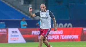 ISL 2022: जमशेदपुर और बेंगलुरू के सामने एक-दूसरे से जीतने की चुनौती, टॉप पर हैं दोनों टीमें