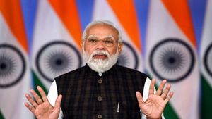 Fact Check: प्रधानमंत्री मानधन योजना को लेकर वायरल हो रहा ये दावा है फर्जी, जानिए योजना की सही जानकारी