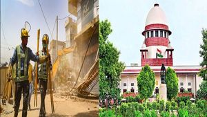 'हमने केवल छोटे अतिक्रमण हटाए', NDMC ने दी ये दलील, तो कोर्ट ने पूछा- क्या उसके लिए बुलडोजर की जरूरत थी?