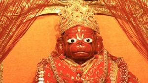 Bada Mangal 2022: जेठ का दूसरा मंगल आज, जानिए क्यों हैं बजरंग बली 'सिंदूरी'?