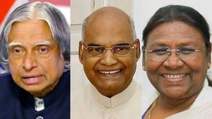 इंडिया गेट से: भाजपा के बनाये तीन राष्ट्रपति मुस्लिम, दलित और आदिवासी 