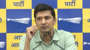 आप का दावा- हमारे विधायकों को भाजपा में शामिल होने के लिए दिया गया 5 करोड़ का ऑफर 