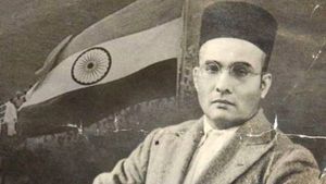 भारतीय राष्ट्रीय ध्वज के इतिहास में वीर सावरकर का योगदान