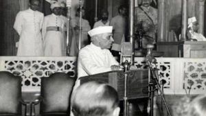 हिन्दू शब्द से चिढ़ने वाले नेहरु नहीं चाहते थे कि भारत हिन्दू राष्ट्र बने