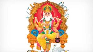 Vishwakarma Puja: दुनिया के पहले वास्तुकार हैं भगवान विश्वकर्मा, जानिए उनके बारे में 10 बातें