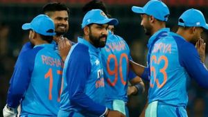टी-20 वर्ल्ड कप: 'काग़ज़ी शेर' भारतीय क्रिकेट टीम बड़ी प्रतियोगिता में ढेर क्यों हो जाती है?