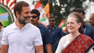 Congress President Election: संघ परिवार से सबक सीखे सोनिया परिवार 