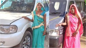 Success Story: खेतों में पसीना बहाकर मिट्टी से निकाला सोना, महिलाएं बनी लखपति