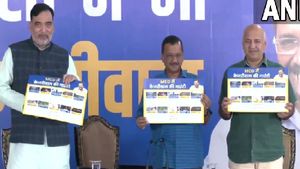 दिल्ली एमसीडी चुनाव 2022: AAP ने जारी की 30 स्टार प्रचारकों की सूची, राजेंद्र पाल गौतम भी शामिल